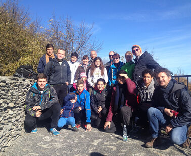 Výlet na Milešovku s hostitelskými rodinami a studenty