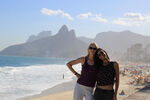 1488_BrazilGermany_StudIndra_HmomMonika_BeachPortrait 1488_BrazilGermany_StudIndra_HmomMonika_BeachPortrait