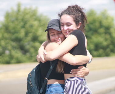 DobrOběžník: Březen 2026