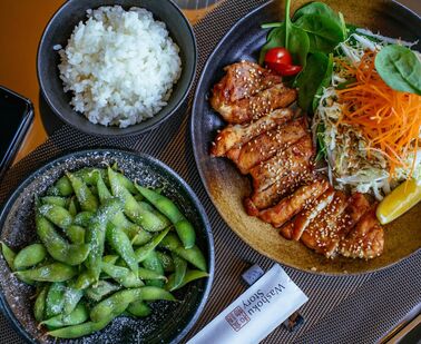 Teriyaki kuře- 鶏の照り焼き (Japonsko)