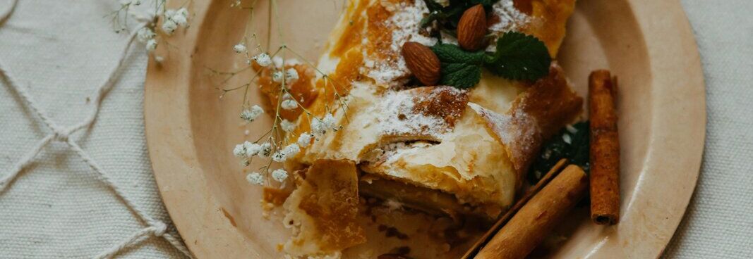 Jablečný štrúdl (Apfelstrudel- Německo)